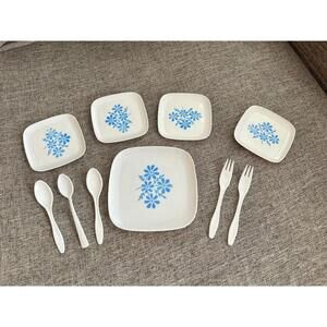 Corning Ware Blue Cornflower Plastic Kids Play Dishes USA Chilton